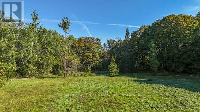 290 Clarke's Road, Northern Bruce Peninsula, Ontario  N0H 1W0 - Photo 15 - X12443066