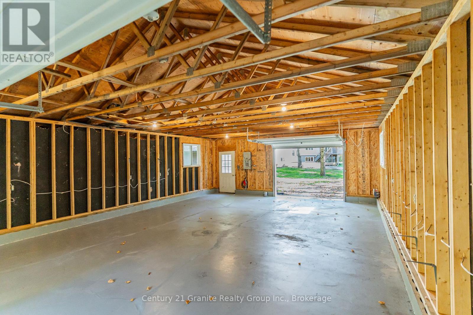 4739 Gelert Road, Minden Hills, Ontario  K0M 1S0 - Photo 44 - X12443105