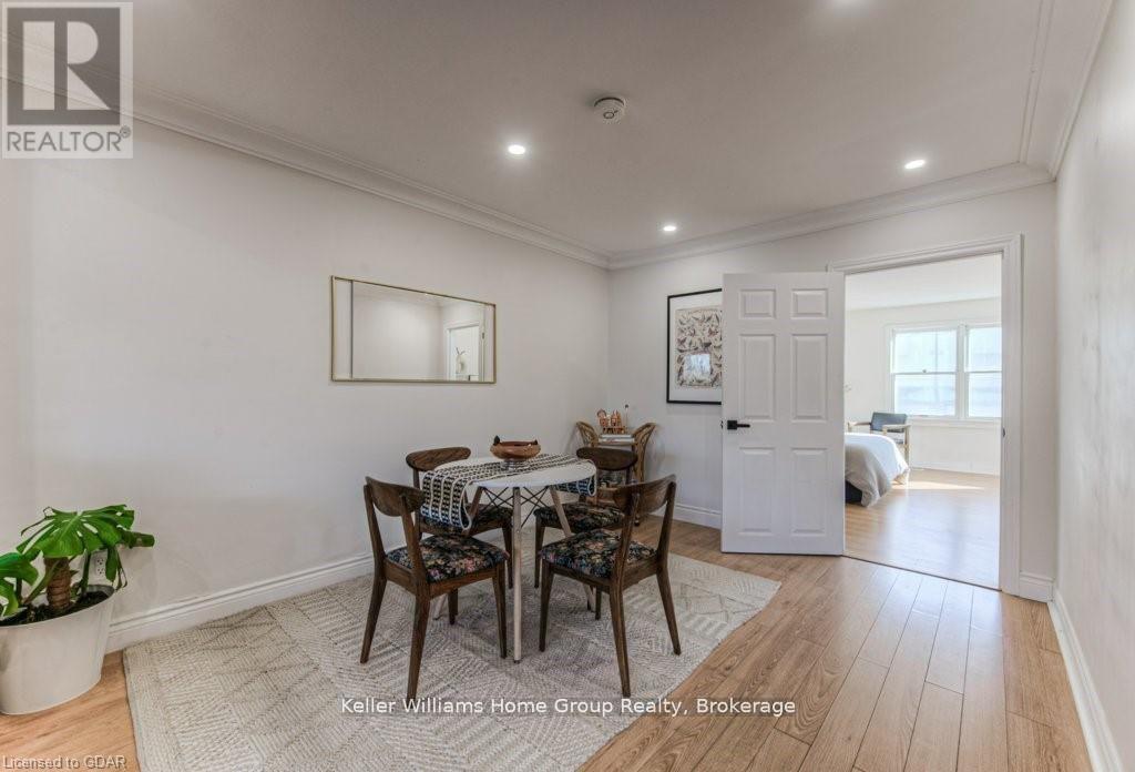 16a - 1085 Queens Boulevard, Kitchener, Ontario  N2M 1B9 - Photo 4 - X12443115