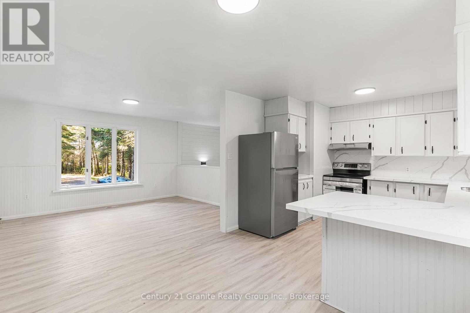 4739 Gelert Road, Minden Hills, Ontario  K0M 1S0 - Photo 17 - X12443105