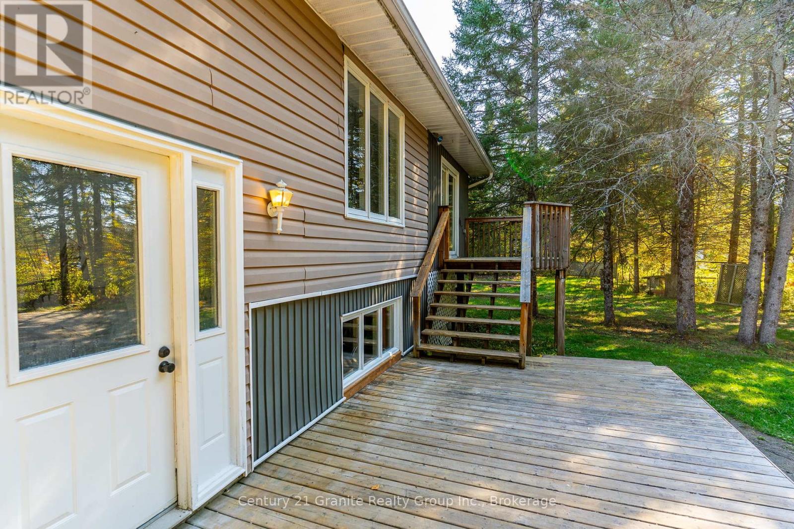 4739 Gelert Road, Minden Hills, Ontario  K0M 1S0 - Photo 9 - X12443105