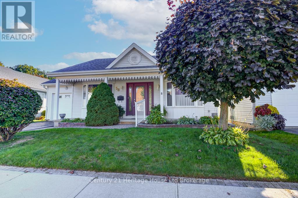 58 Wilkins Crescent, Tillsonburg, Ontario  N4G 5M5 - Photo 1 - X12443120