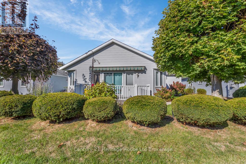 58 Wilkins Crescent, Tillsonburg, Ontario  N4G 5M5 - Photo 18 - X12443120