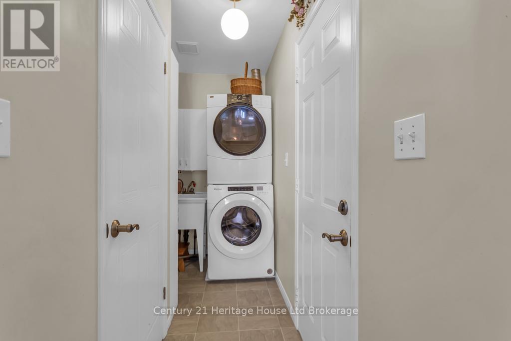 58 Wilkins Crescent, Tillsonburg, Ontario  N4G 5M5 - Photo 21 - X12443120
