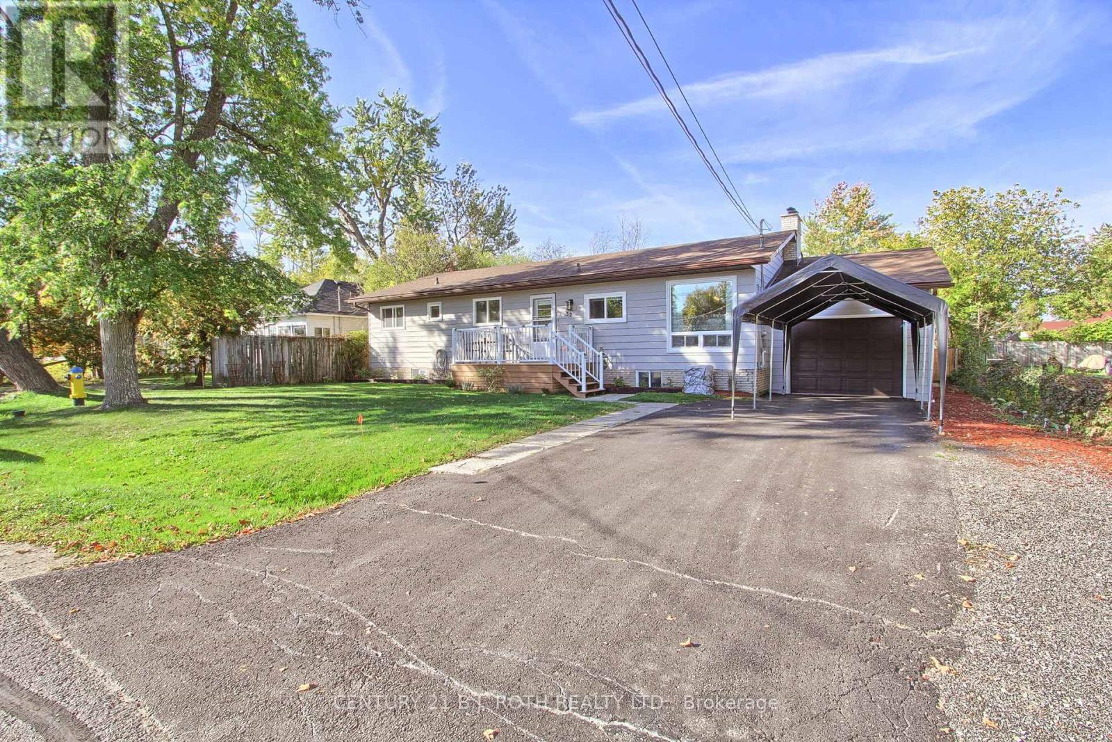 32 Franklin Beach Road, Georgina (Sutton & Jackson's Point), Ontario  L0E 1L0 - Photo 1 - N12442873