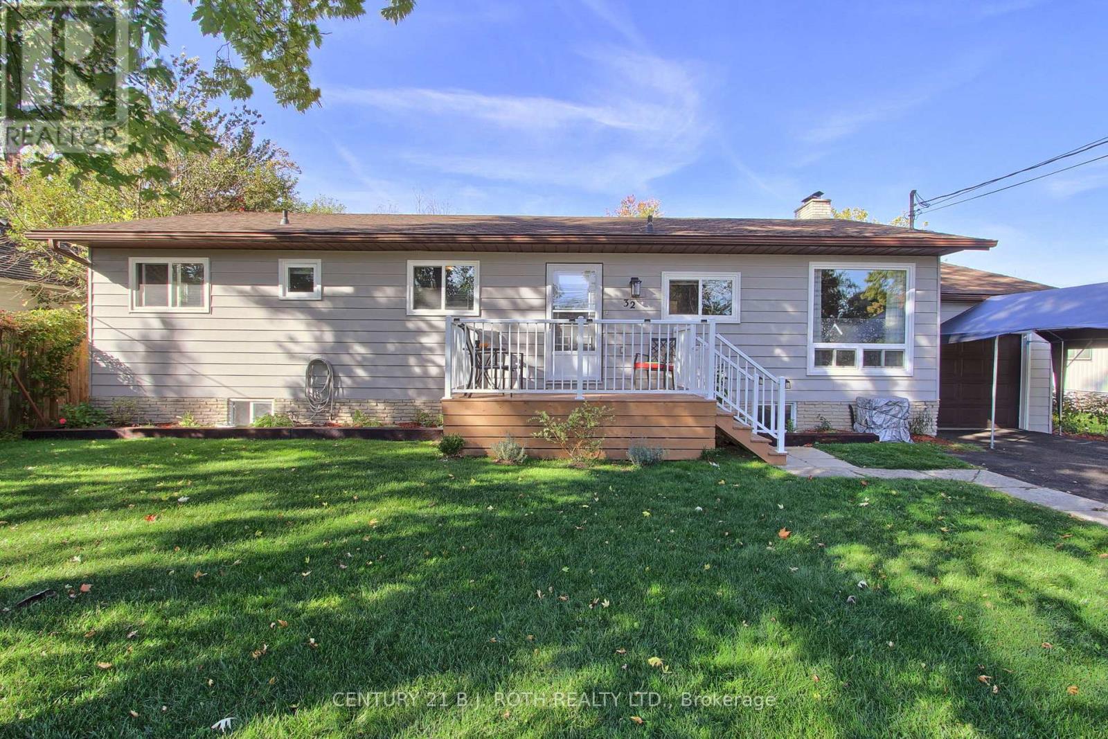 32 Franklin Beach Road, Georgina (Sutton & Jackson's Point), Ontario  L0E 1L0 - Photo 2 - N12442873