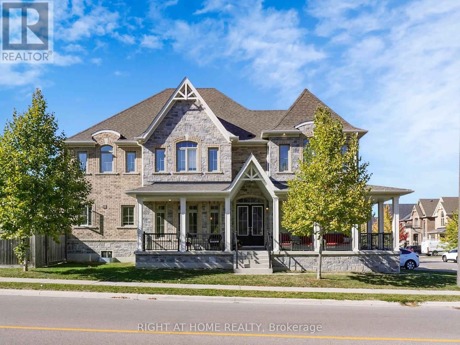 176 Sharon Creek Drive, East Gwillimbury (Sharon), Ontario  L9N 0P9 - Photo 1 - N12442885