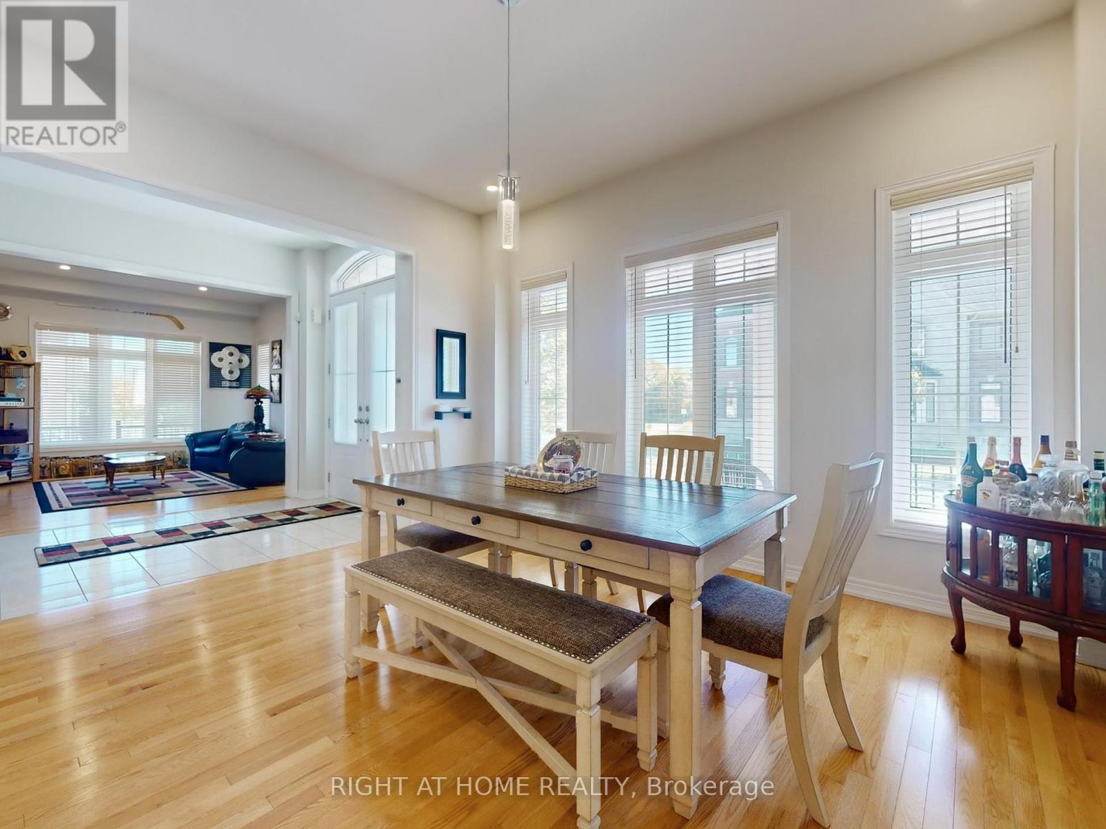 176 Sharon Creek Drive, East Gwillimbury (Sharon), Ontario  L9N 0P9 - Photo 20 - N12442885