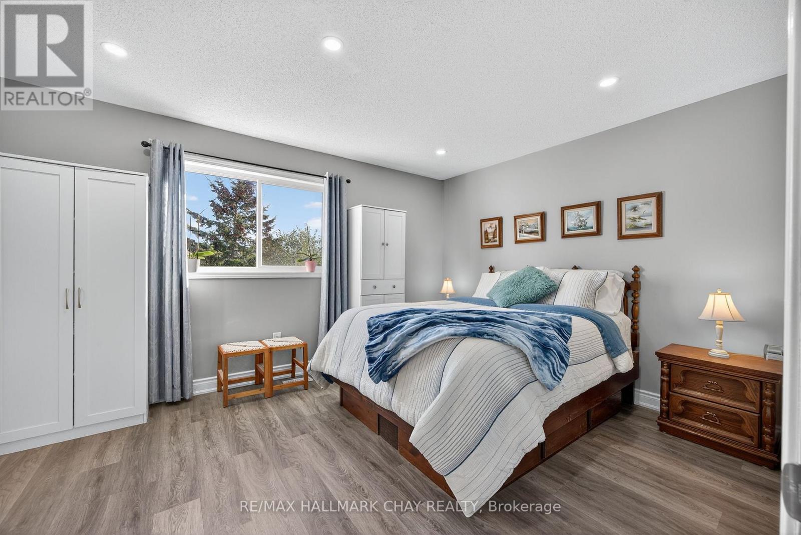 3 Coleman Drive, Barrie (Edgehill Drive), Ontario  L4N 0R5 - Photo 16 - S12442833