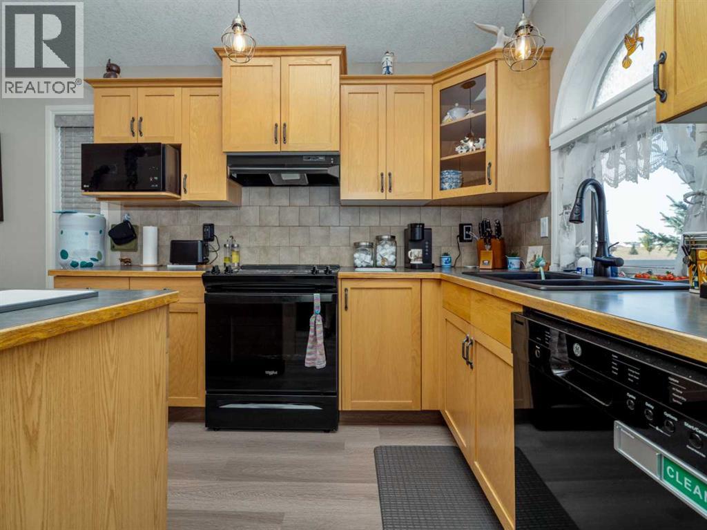279 Squamish Court W, Lethbridge, Alberta  T1K 7Y9 - Photo 12 - A2257707