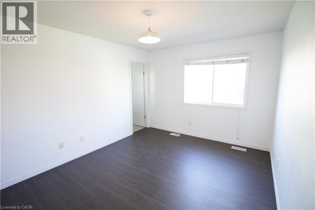135 Sims Estate Drive, Kitchener, Ontario  N2A 0A6 - Photo 7 - 40775329