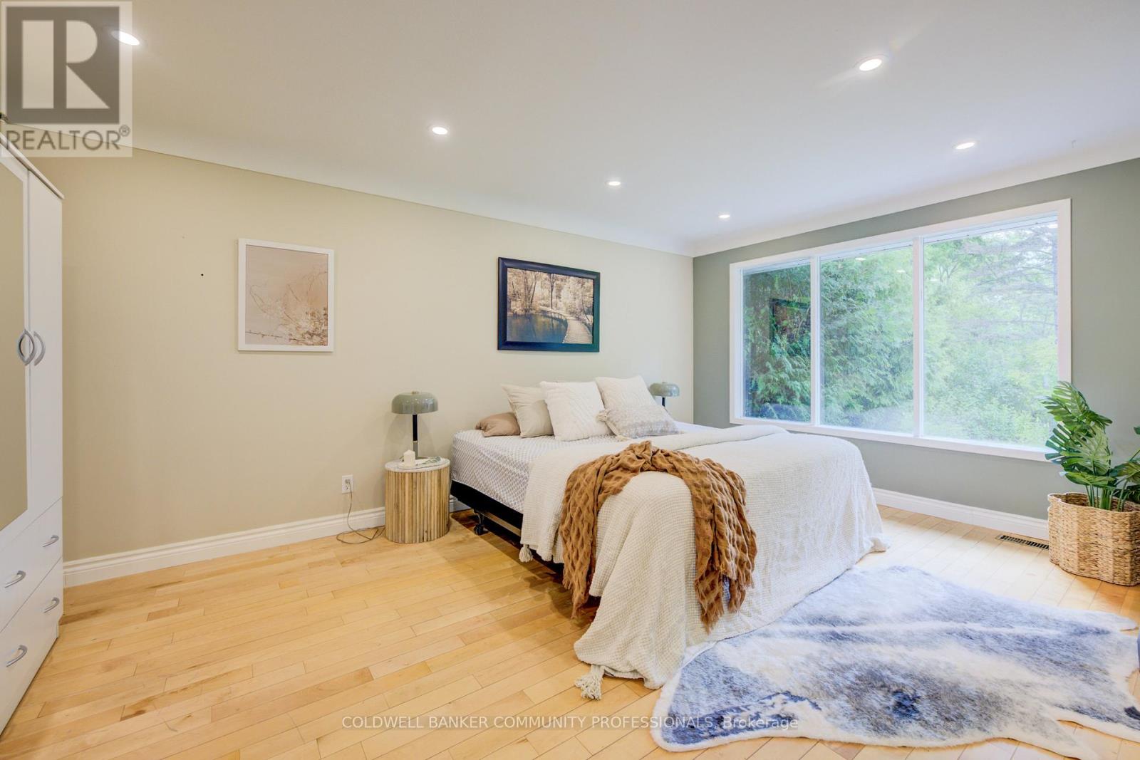 18 Rosemore Road, St. Catharines, Ontario L2S 1A8 - Photo 14 - X12441057