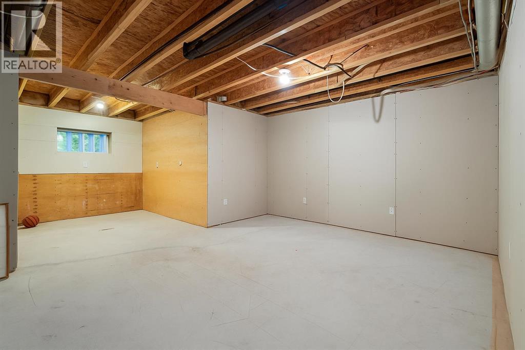 418 Wentworth Place Sw, Calgary, Alberta  T3H 4L4 - Photo 33 - A2258900