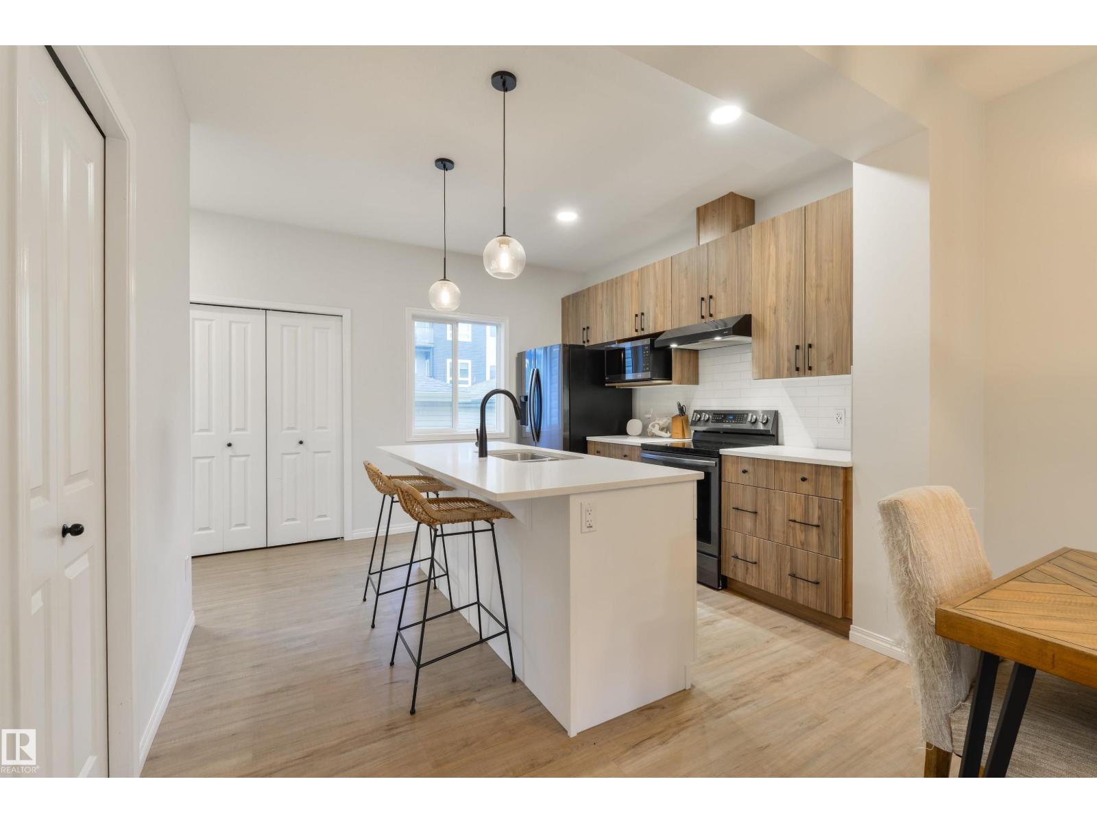 17648 62 St Nw, Edmonton, Alberta  T5Y 4B8 - Photo 12 - E4460649