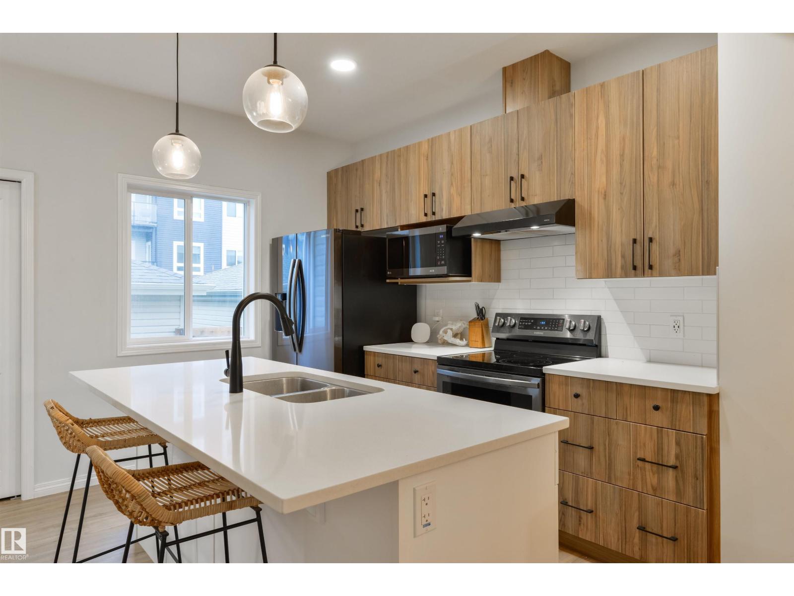 17648 62 St Nw, Edmonton, Alberta  T5Y 4B8 - Photo 13 - E4460649