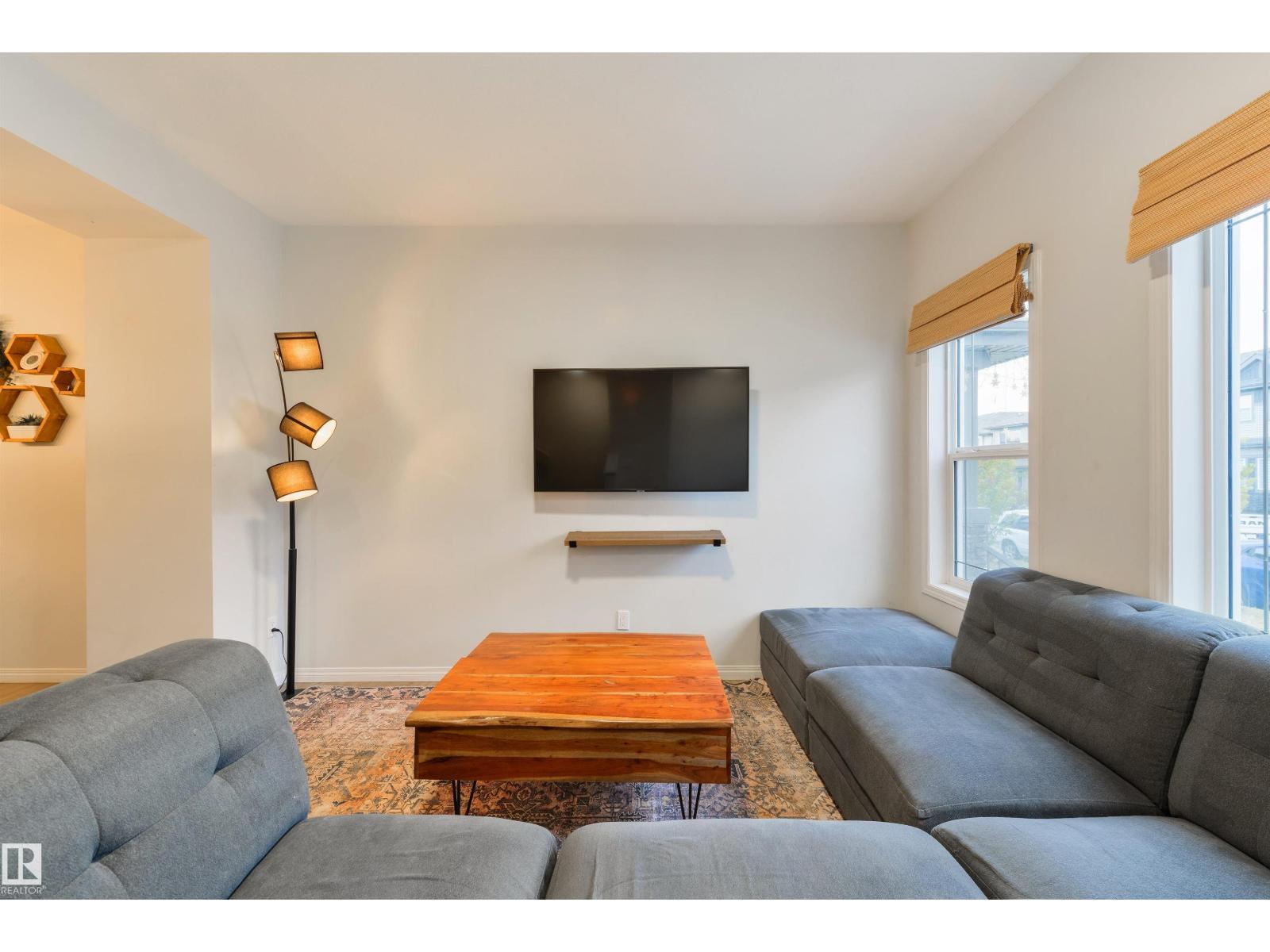 17648 62 St Nw, Edmonton, Alberta  T5Y 4B8 - Photo 4 - E4460649