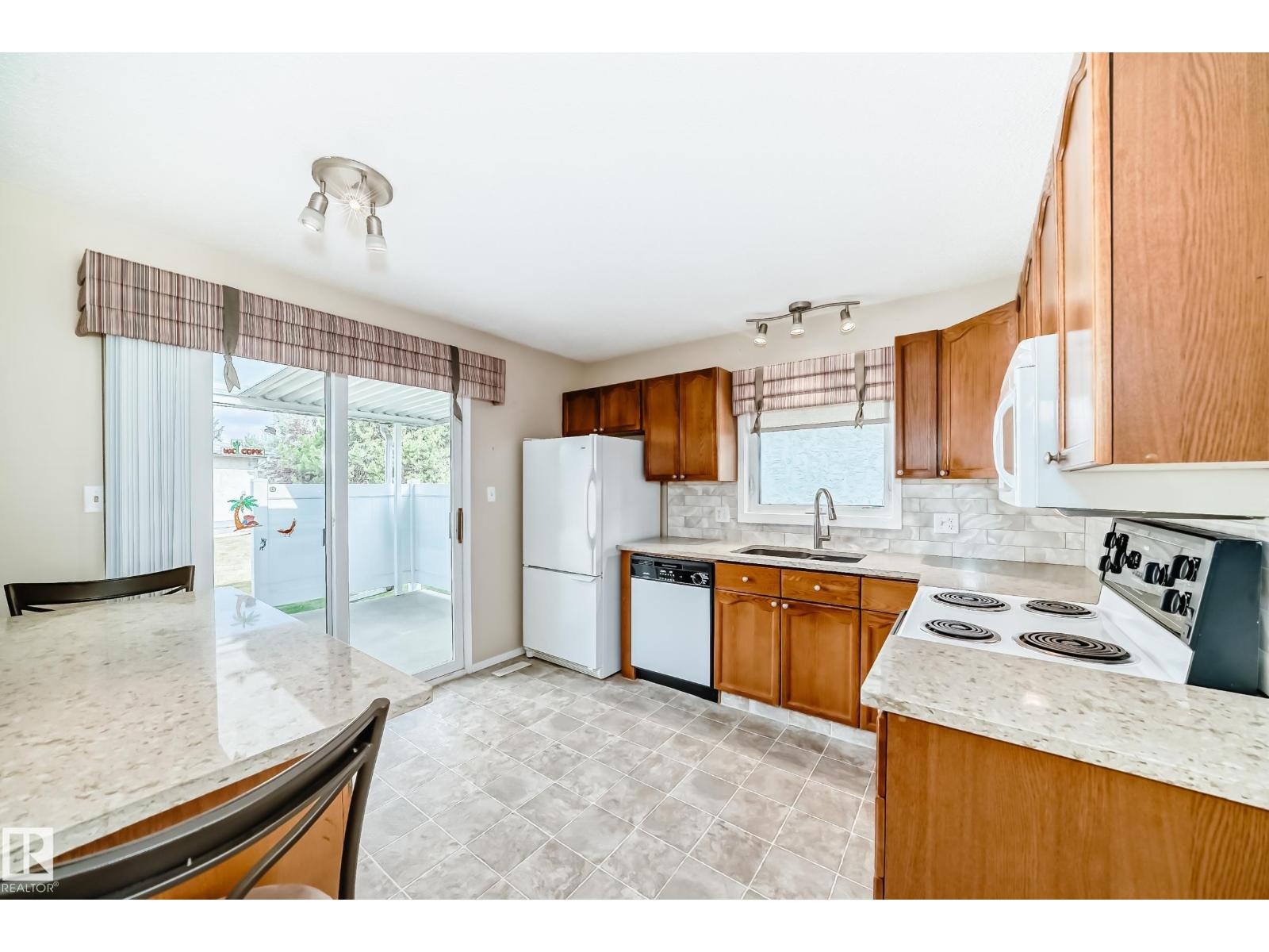 9126 Garden Rd, St. Albert, Alberta  T8N 5N3 - Photo 6 - E4460650