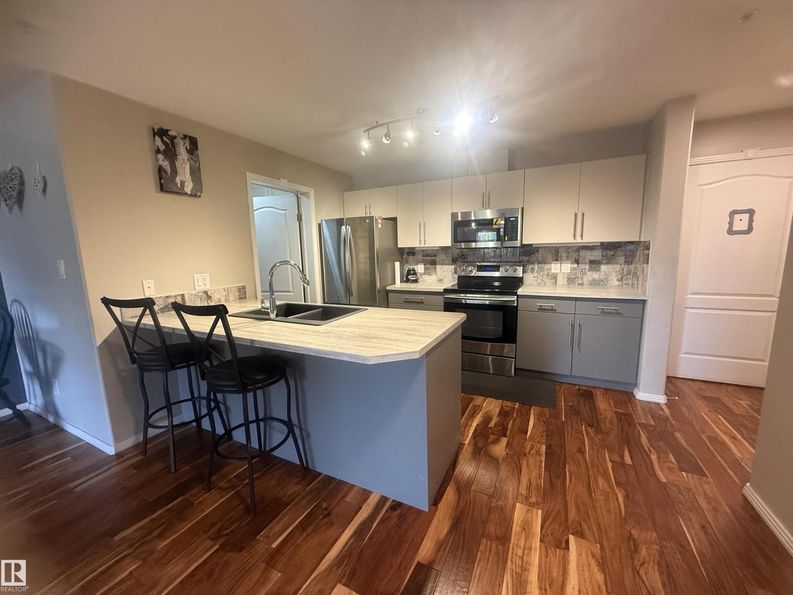 #230 592 Hooke Rd Nw, Edmonton, Alberta  T5A 5H2 - Photo 1 - E4460651