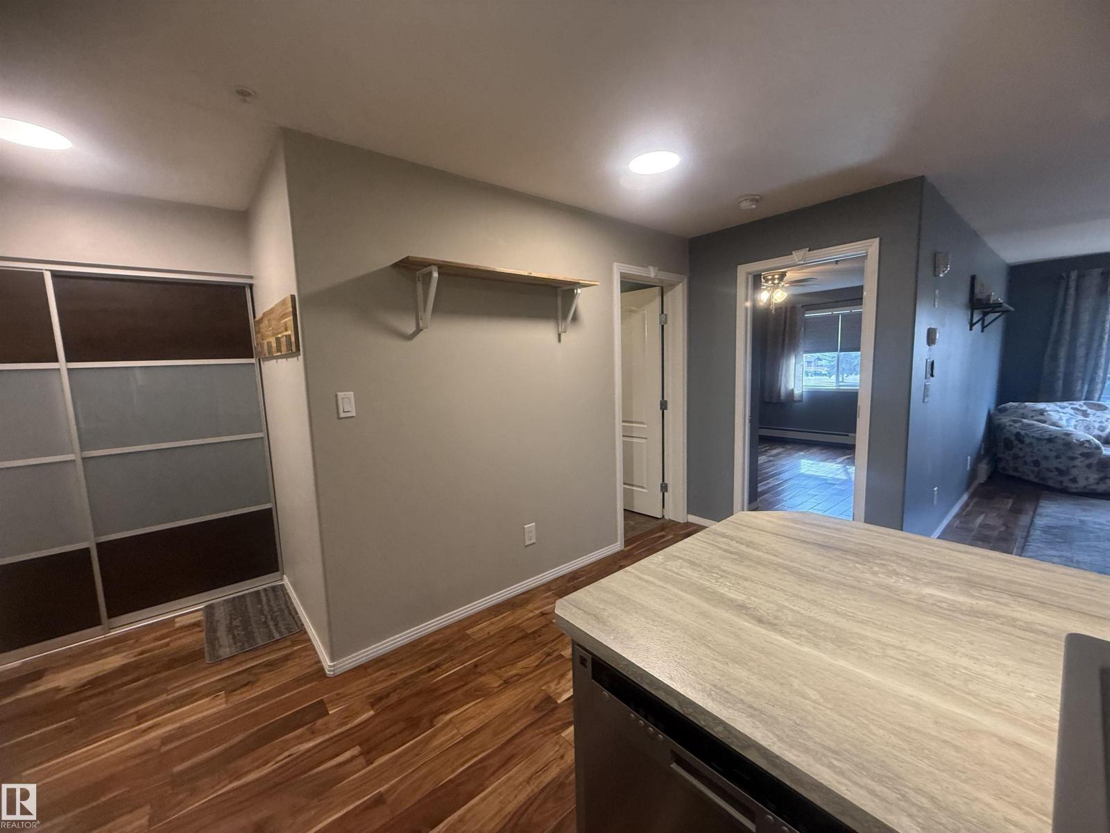 #230 592 Hooke Rd Nw, Edmonton, Alberta  T5A 5H2 - Photo 7 - E4460651