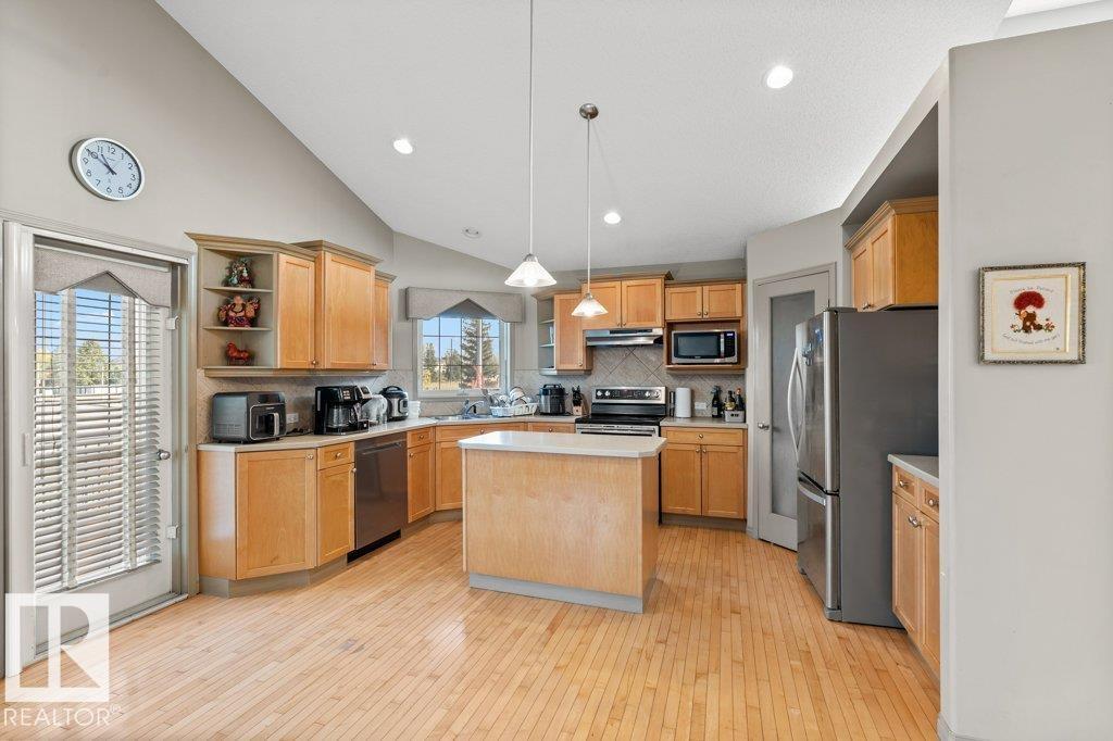 389 Heath Rd Nw, Edmonton, Alberta  T6R 2T8 - Photo 10 - E4460653