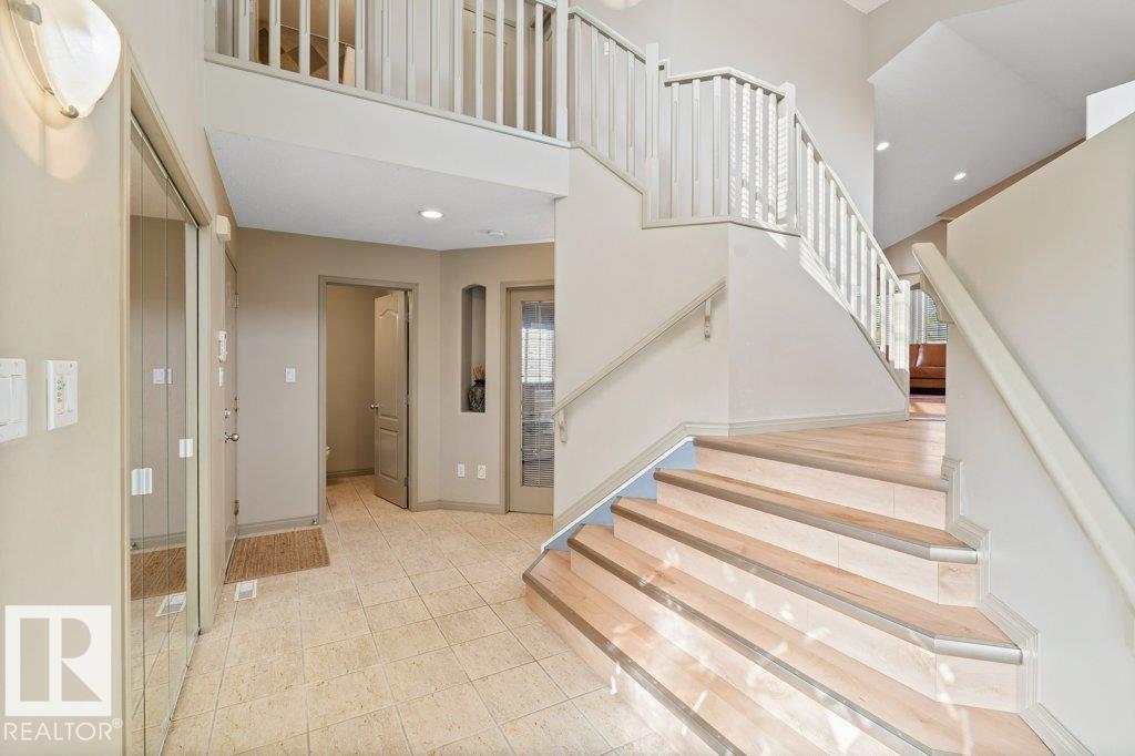389 Heath Rd Nw, Edmonton, Alberta  T6R 2T8 - Photo 5 - E4460653