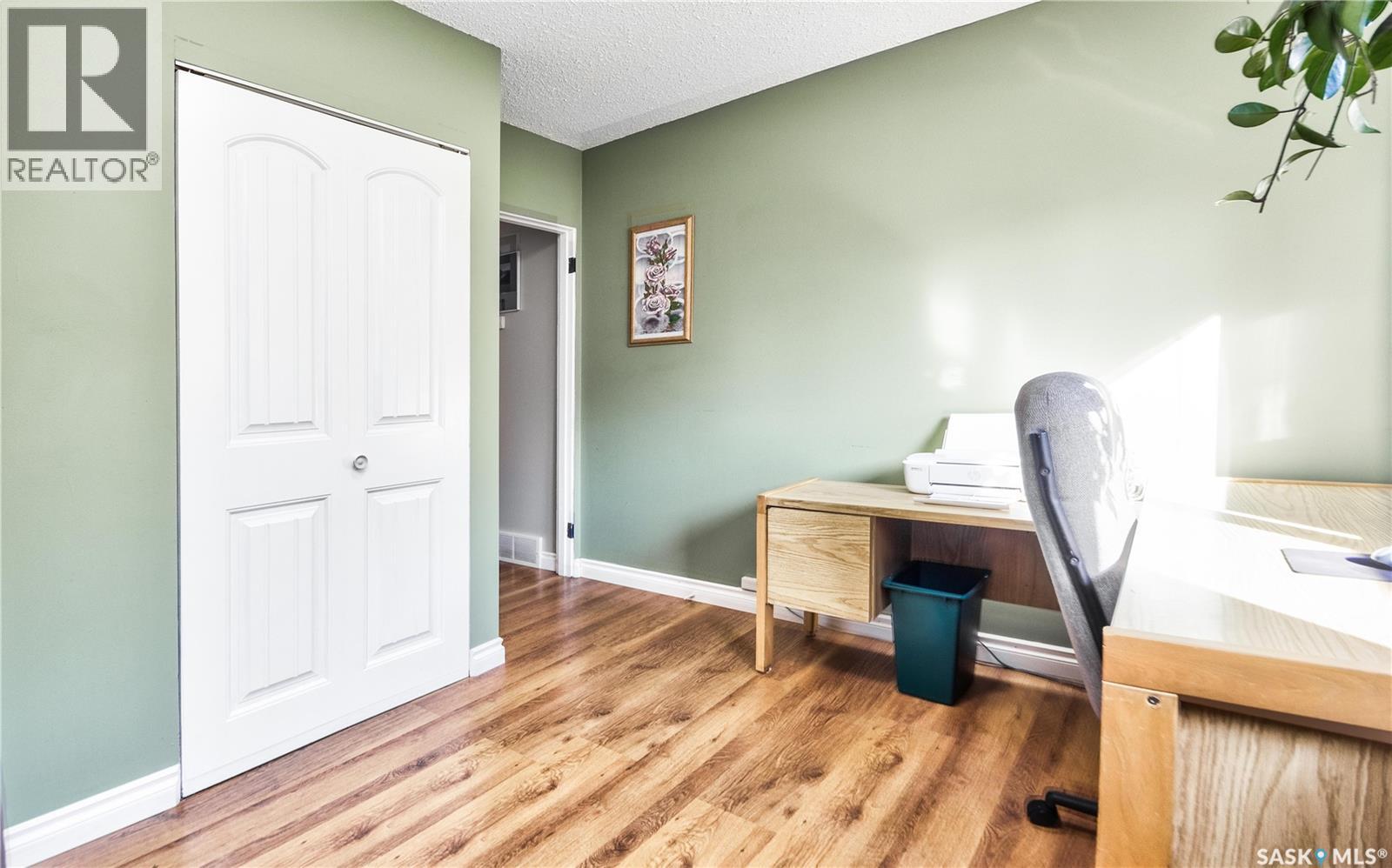 1377 Goshen Place, Prince Albert, Saskatchewan  S6V 0R7 - Photo 10 - SK019963