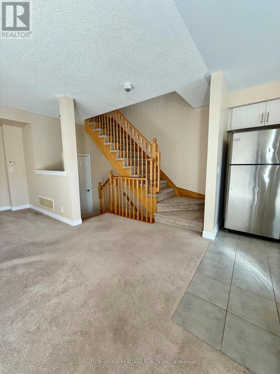 66 Tabaret Crescent, Oshawa (Windfields), Ontario  L1L 0G5 - Photo 17 - E12441043