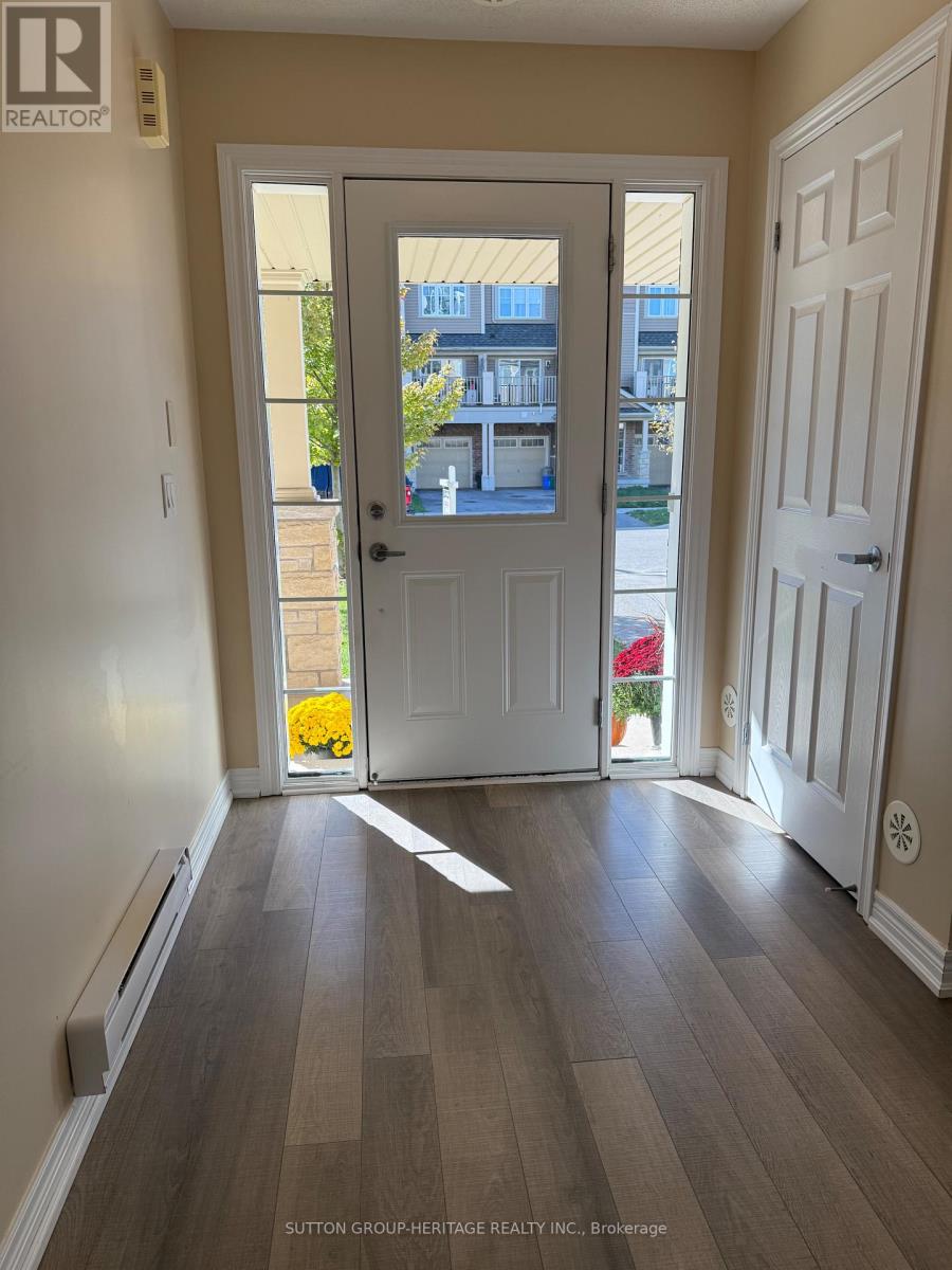 66 Tabaret Crescent, Oshawa (Windfields), Ontario  L1L 0G5 - Photo 6 - E12441043