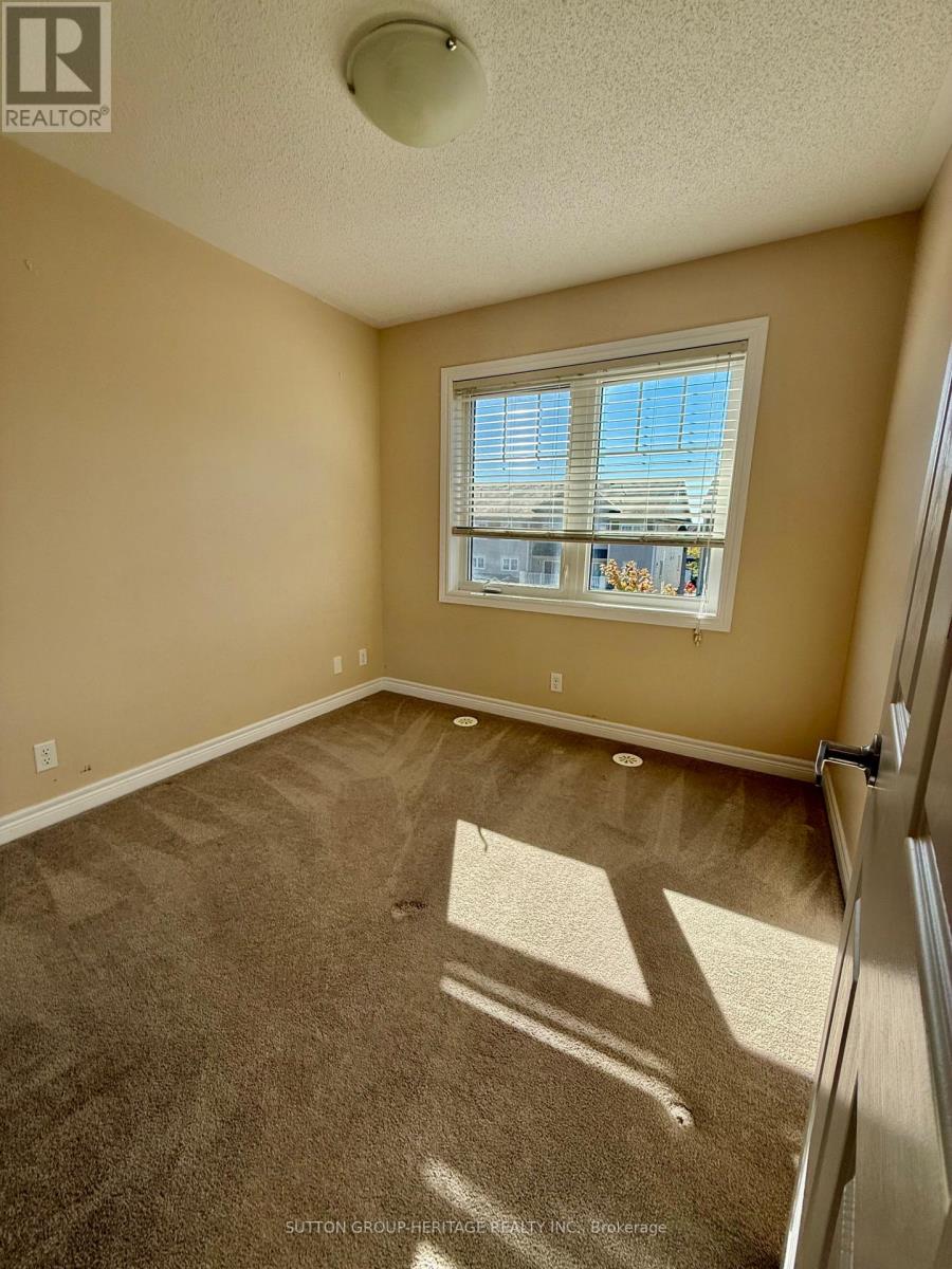 66 Tabaret Crescent, Oshawa (Windfields), Ontario  L1L 0G5 - Photo 22 - E12441043