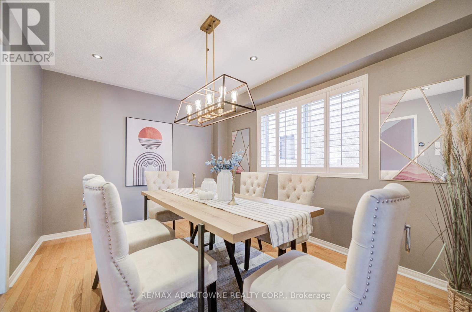 3041 Caulfield Crescent, Mississauga, Ontario  L5M 6J7 - Photo 16 - W12442838
