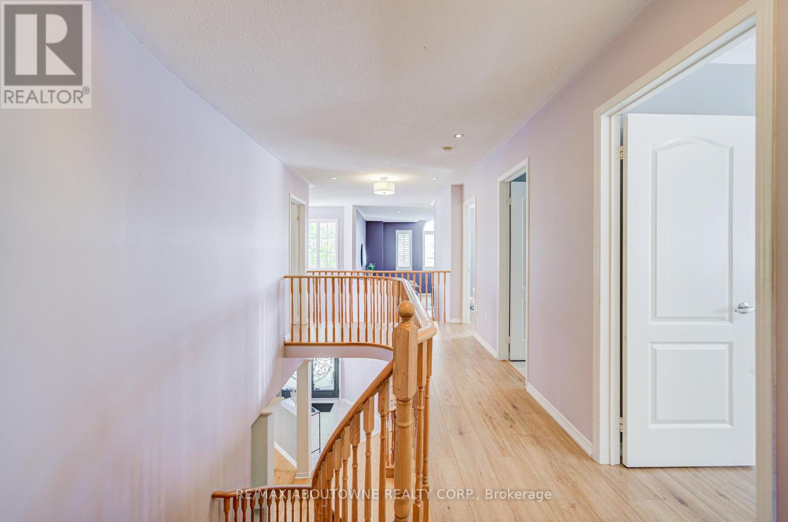 3041 Caulfield Crescent, Mississauga, Ontario  L5M 6J7 - Photo 32 - W12442838
