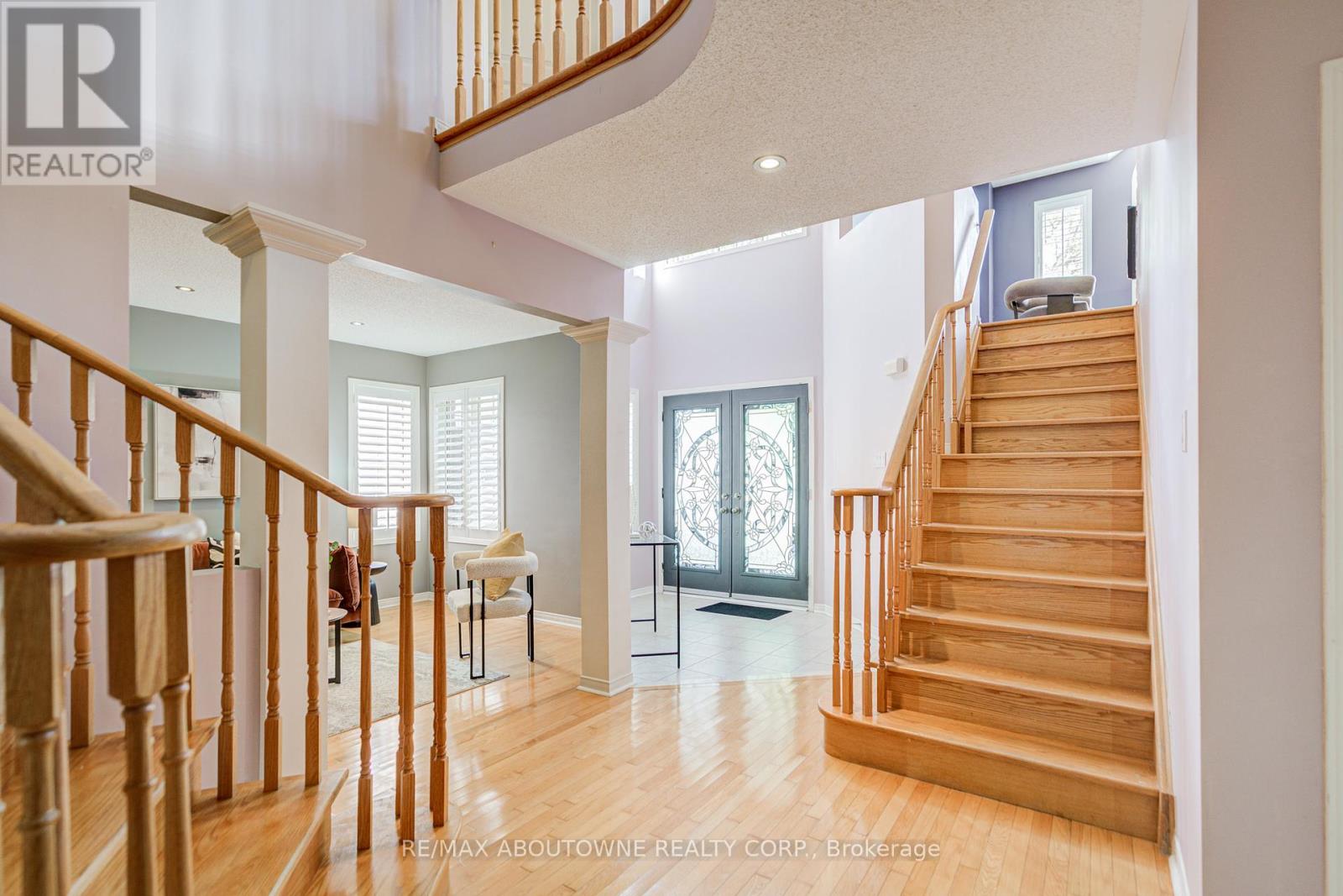 3041 Caulfield Crescent, Mississauga, Ontario  L5M 6J7 - Photo 9 - W12442838