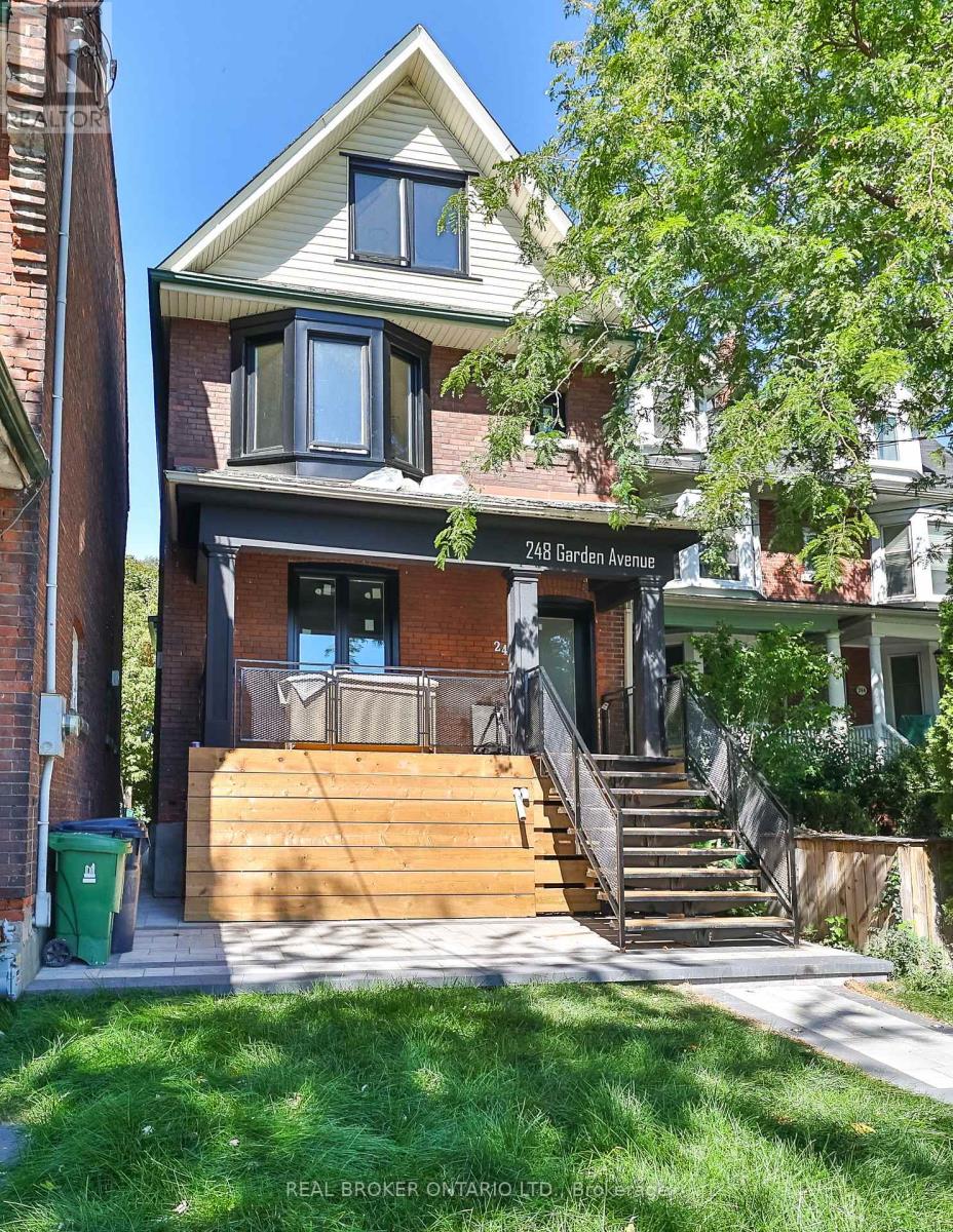 MAIN FLOOR - 248 GARDEN AVENUE, Toronto, Ontario