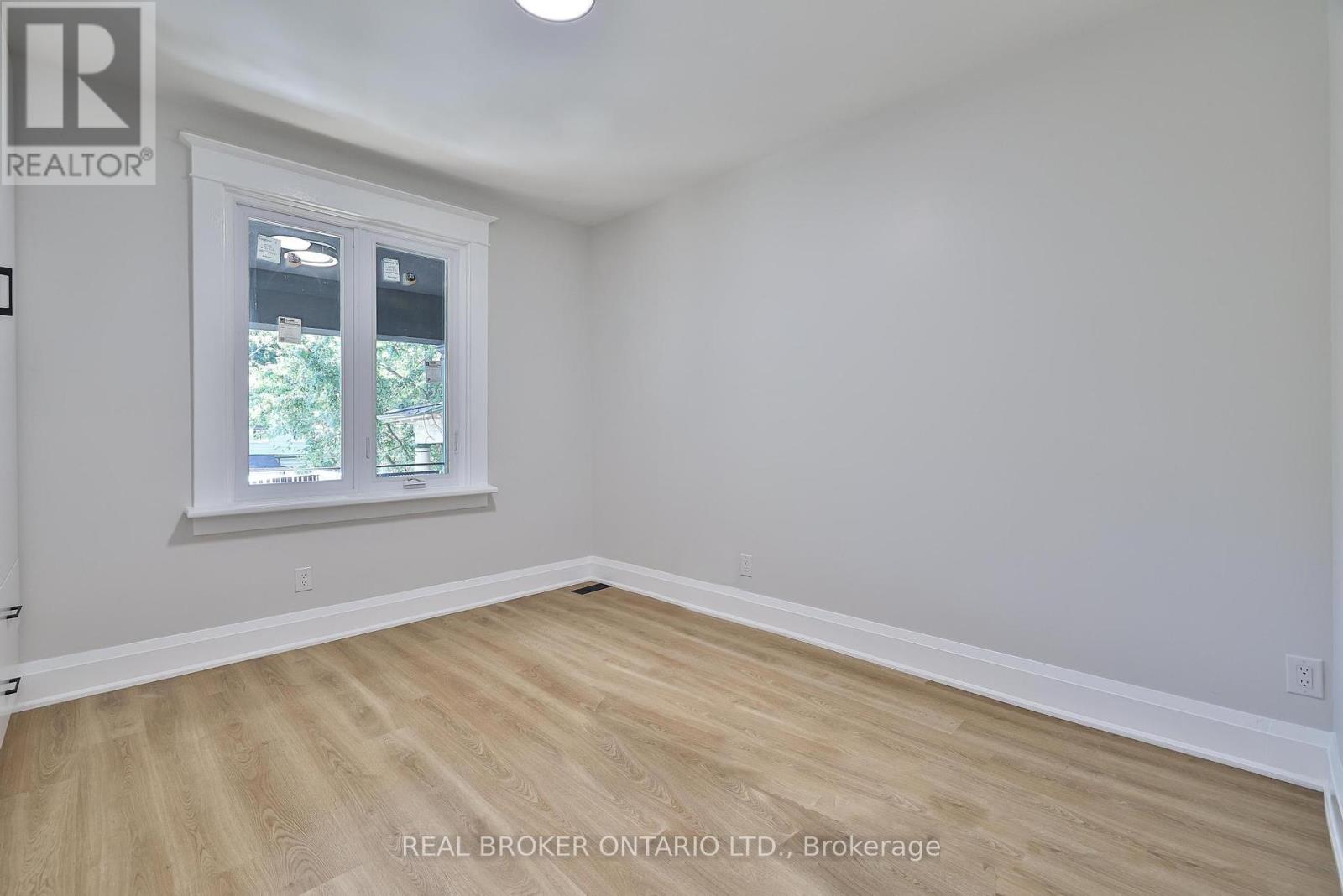 Main Floor - 248 Garden Avenue, Toronto, Ontario  M6R 1J3 - Photo 10 - W12442862