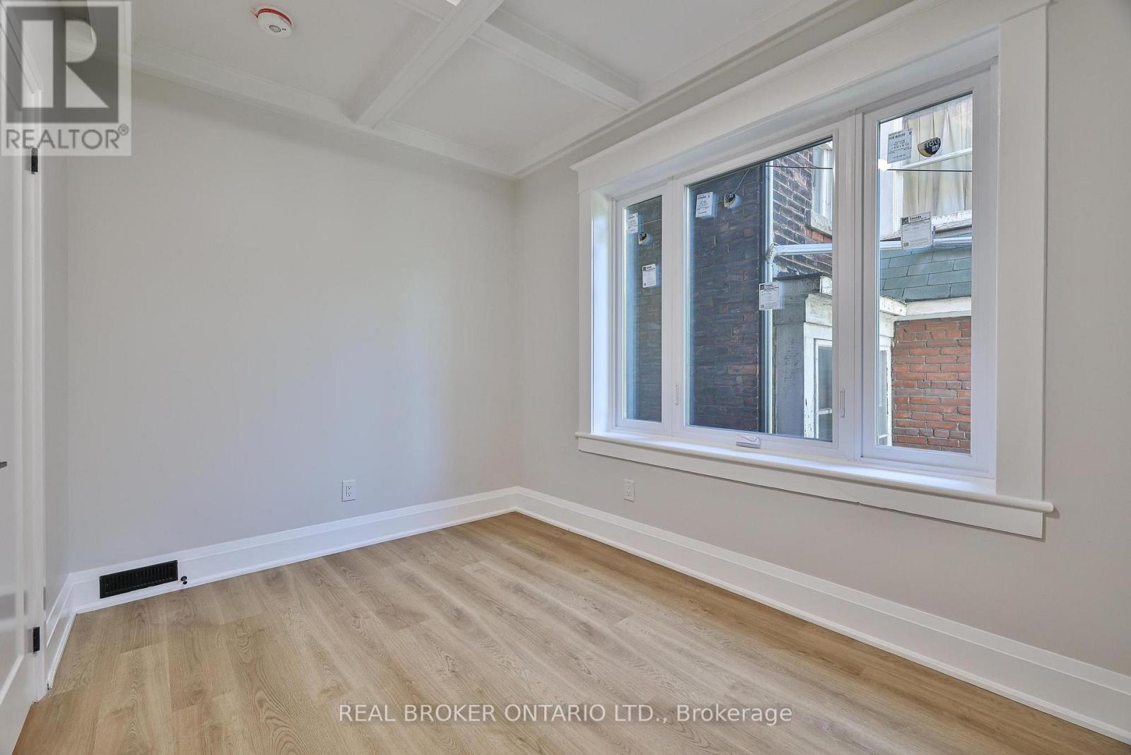 Main Floor - 248 Garden Avenue, Toronto, Ontario  M6R 1J3 - Photo 13 - W12442862