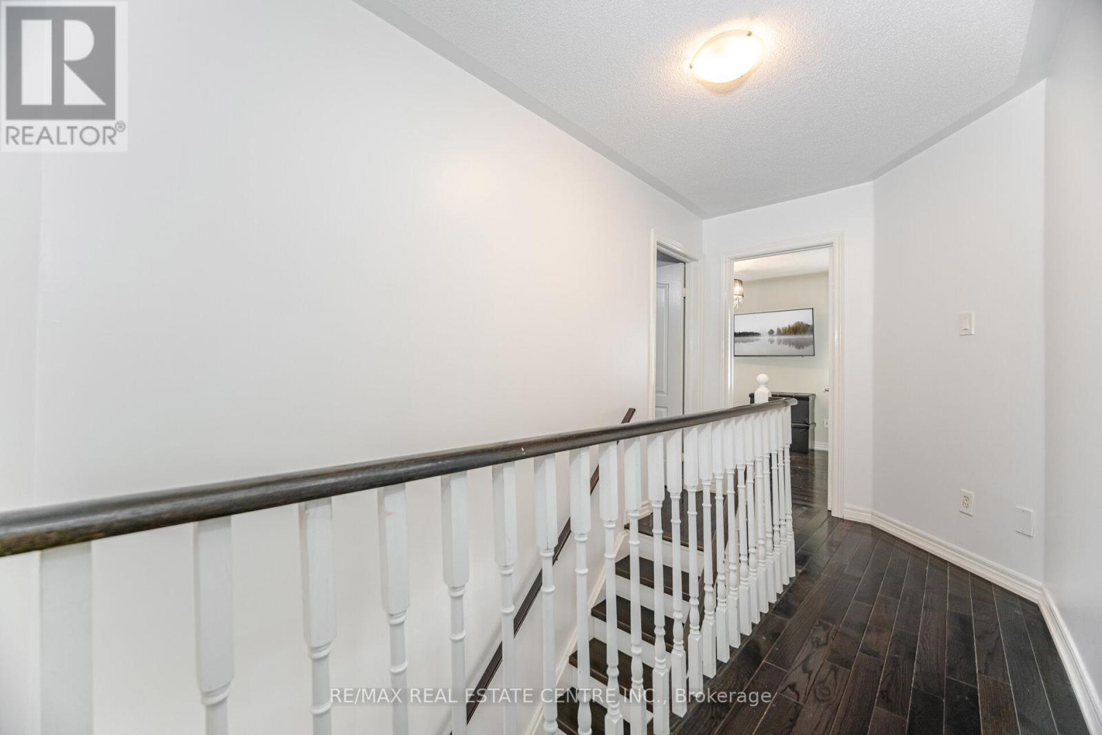 108 Barleyfield Road, Brampton (Sandringham-Wellington North), Ontario  L6R 2J4 - Photo 18 - W12442875