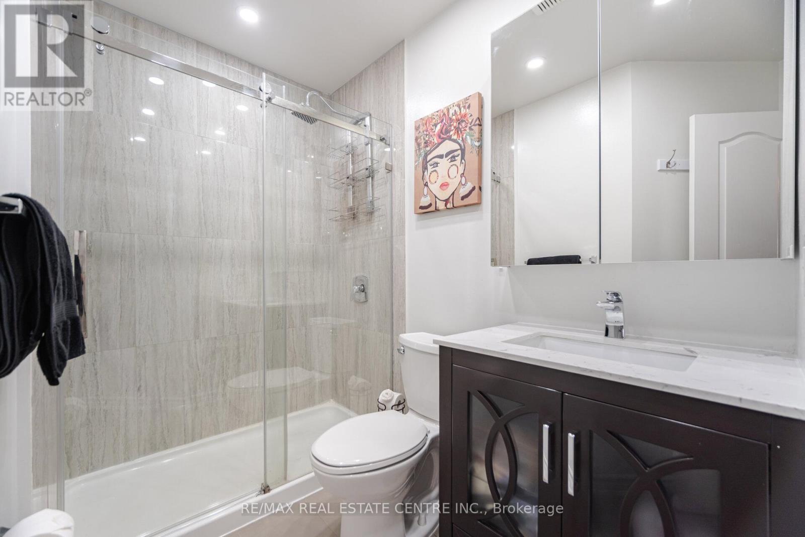 108 Barleyfield Road, Brampton (Sandringham-Wellington North), Ontario  L6R 2J4 - Photo 23 - W12442875