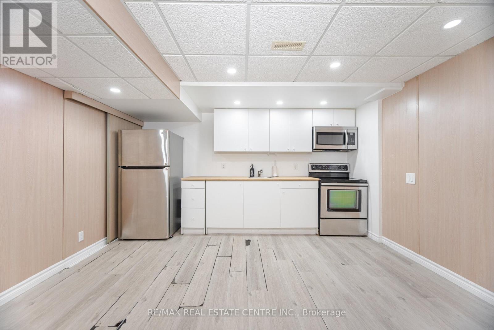 108 Barleyfield Road, Brampton (Sandringham-Wellington North), Ontario  L6R 2J4 - Photo 30 - W12442875