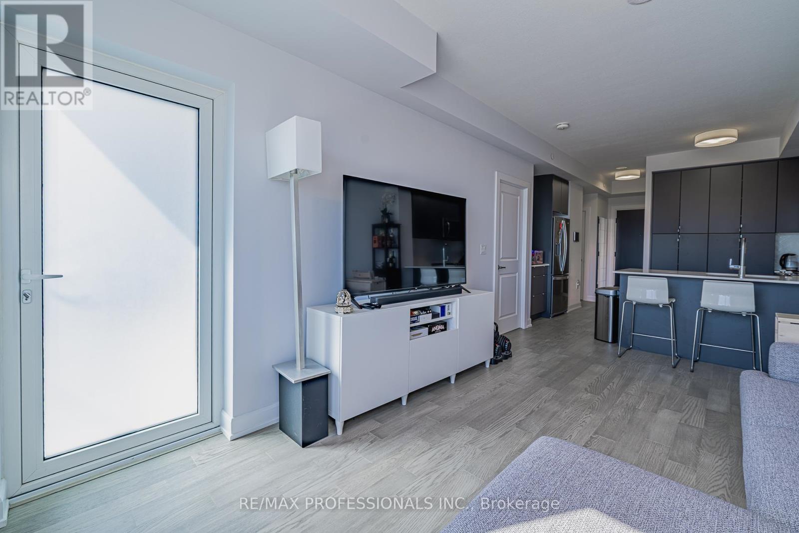311 - 3200 William Coltson Avenue, Oakville (Jm Joshua Meadows), Ontario  L6H 7W6 - Photo 12 - W12442899