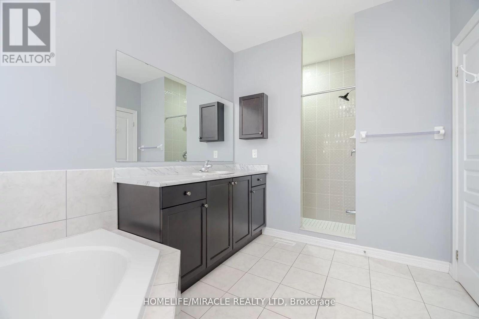 93 Kempenfelt Trail, Brampton, Ontario  L7A 0Z9 - Photo 23 - W12442903