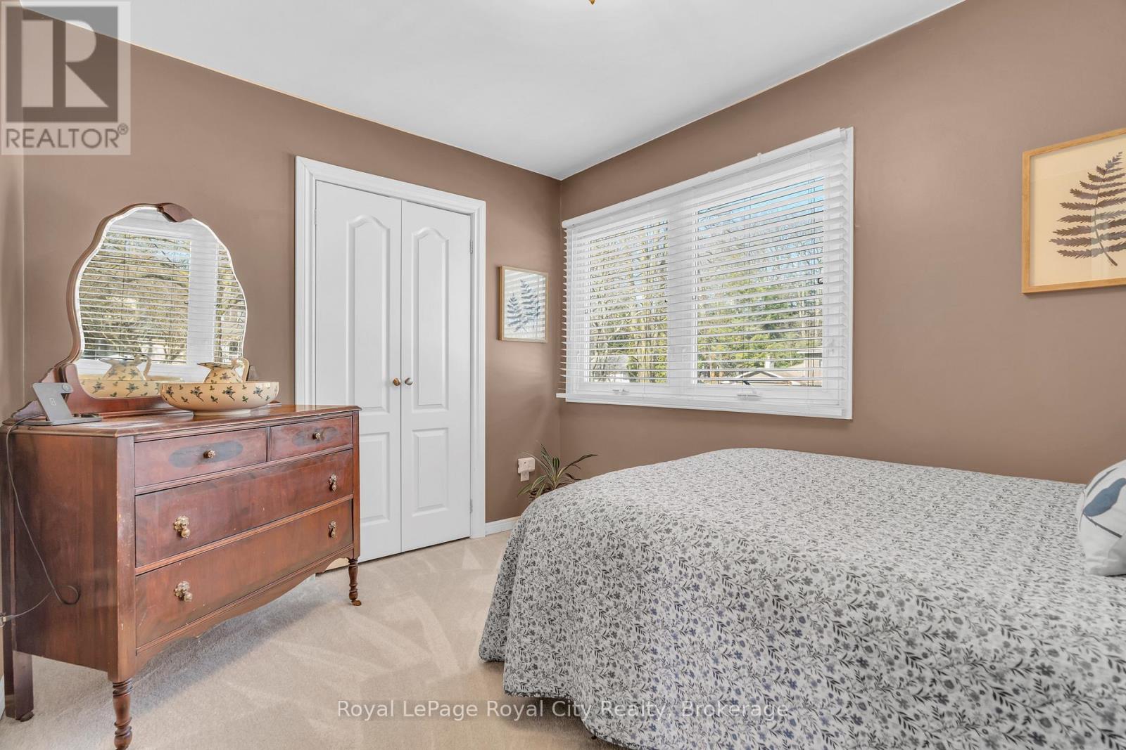 1548 Troika Court, Mississauga (Lorne Park), Ontario  L5J 4C4 - Photo 32 - W12273690