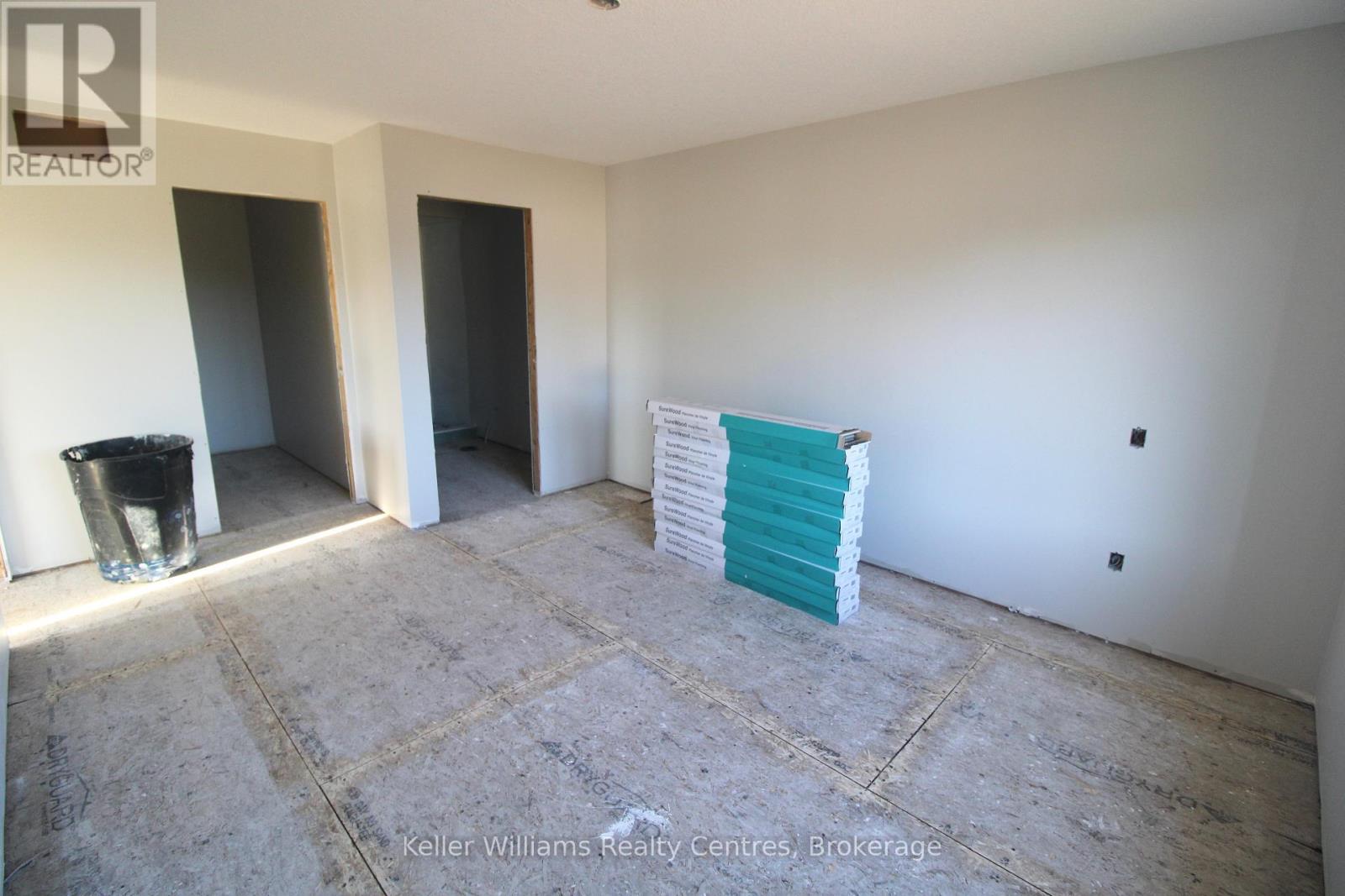 772 18th Street, Hanover, Ontario  N4N 0C7 - Photo 7 - X12202913
