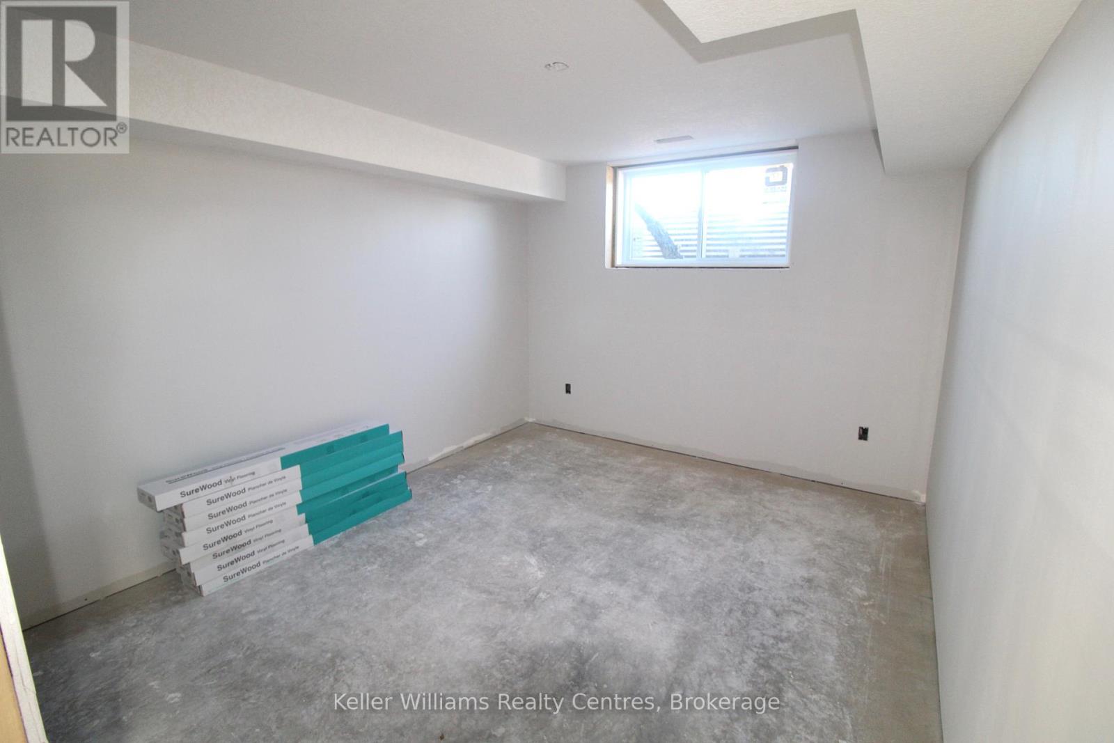 772 18th Street, Hanover, Ontario  N4N 0C7 - Photo 13 - X12202913