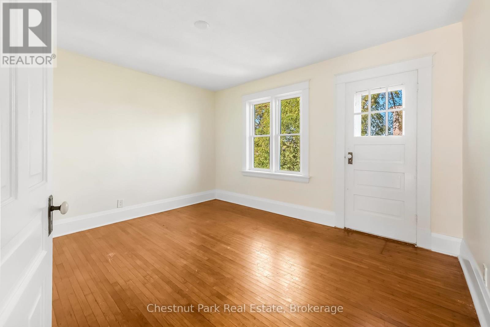 1208 4th Avenue E, Owen Sound, Ontario  N4K 2P6 - Photo 29 - X12439715