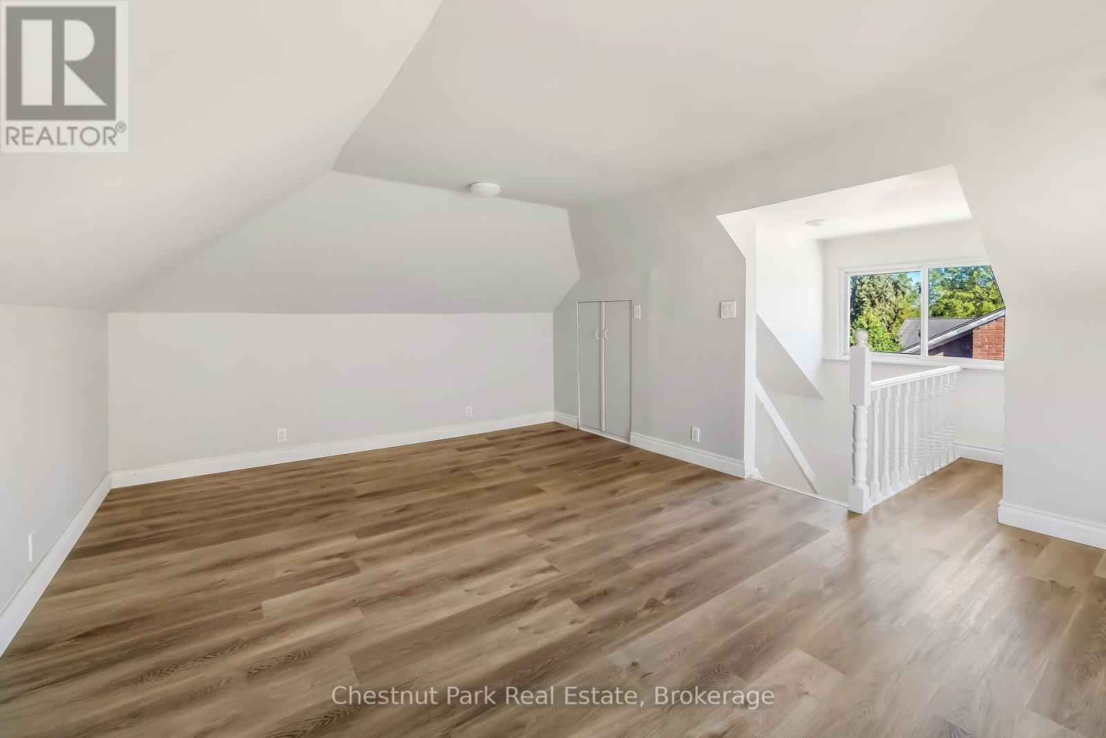 1208 4th Avenue E, Owen Sound, Ontario  N4K 2P6 - Photo 36 - X12439715