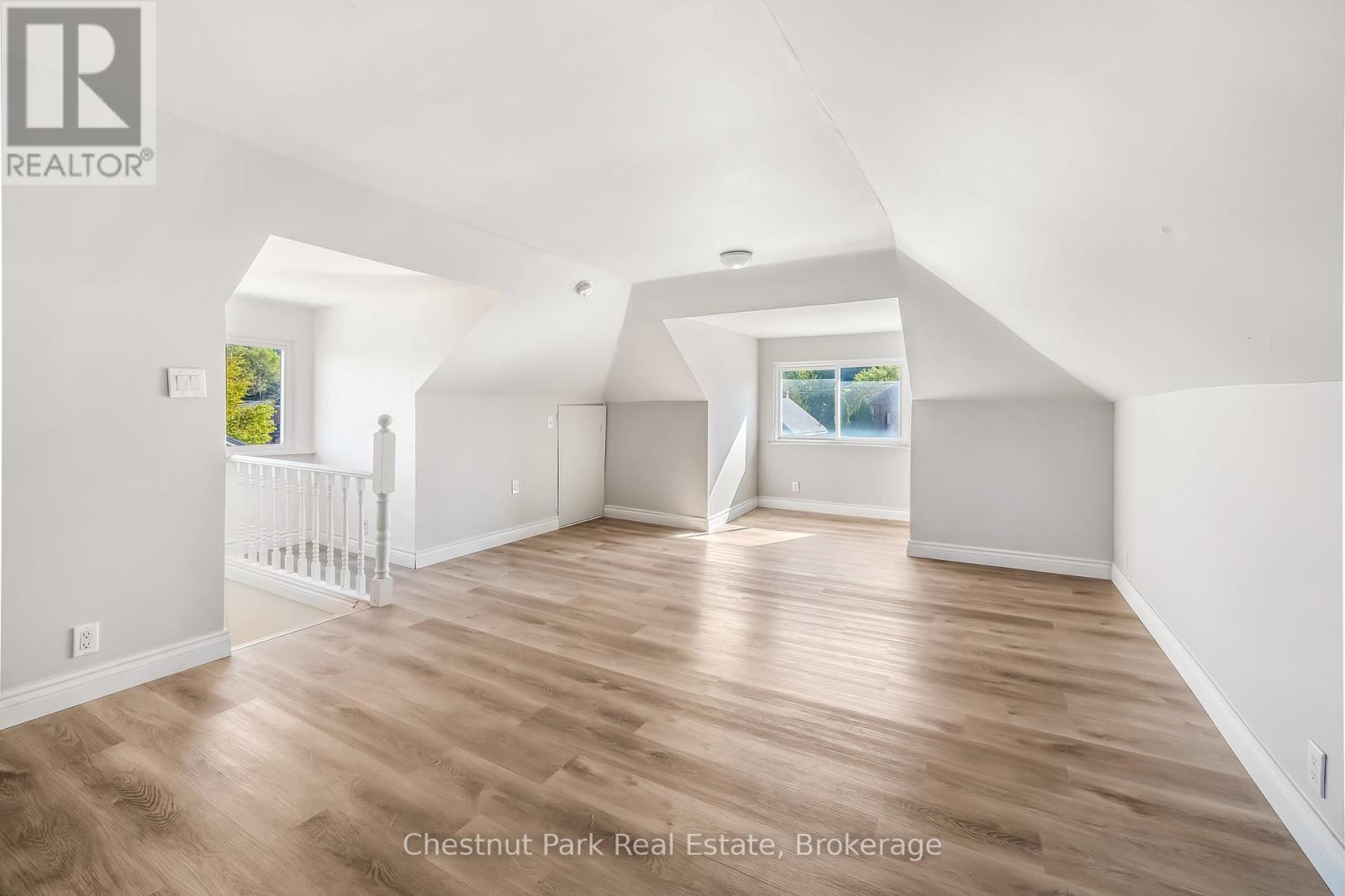 1208 4th Avenue E, Owen Sound, Ontario  N4K 2P6 - Photo 35 - X12439715