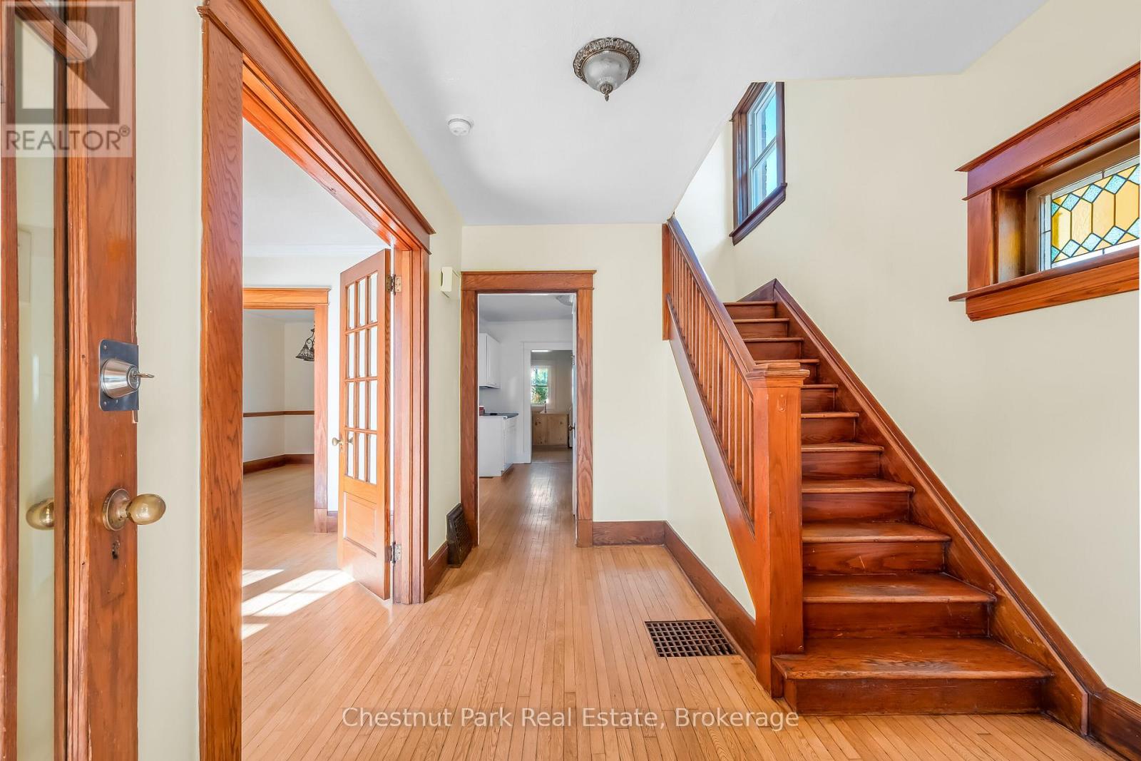 1208 4th Avenue E, Owen Sound, Ontario  N4K 2P6 - Photo 7 - X12439715