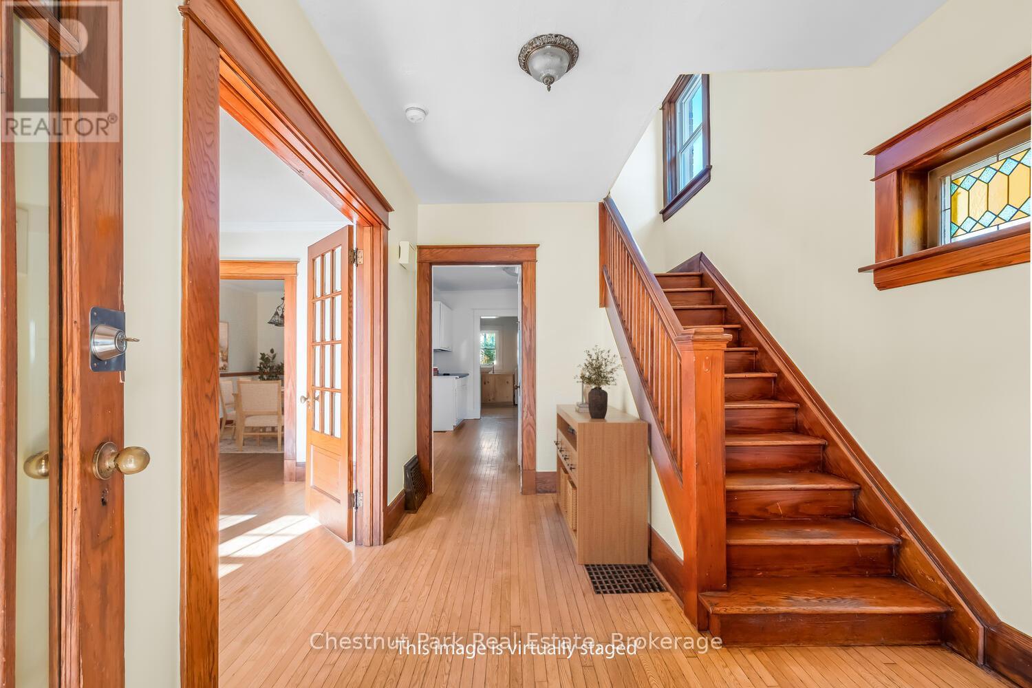 1208 4th Avenue E, Owen Sound, Ontario  N4K 2P6 - Photo 6 - X12439715