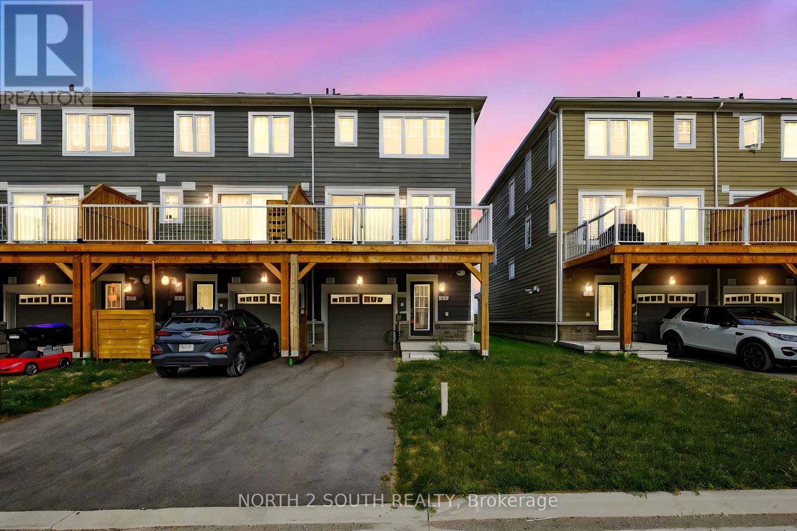 11 Lana Circle, Wasaga Beach, Ontario  L9Z 0L2 - Photo 1 - S12313861
