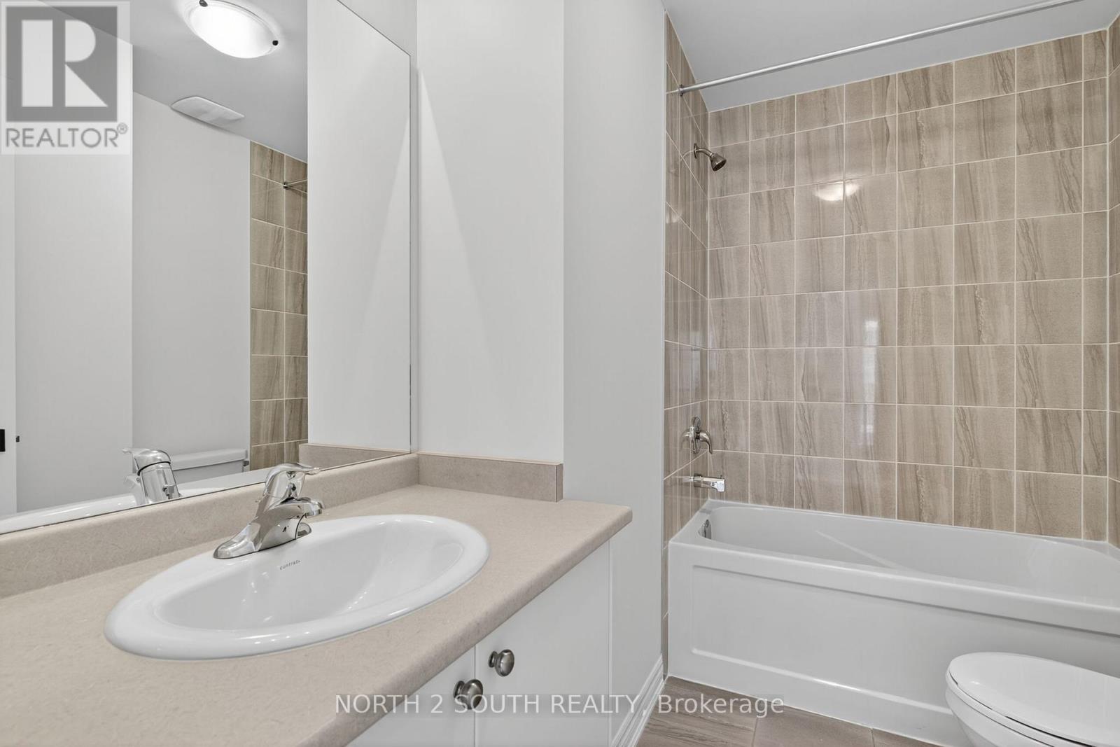 11 Lana Circle, Wasaga Beach, Ontario  L9Z 0L2 - Photo 30 - S12313861